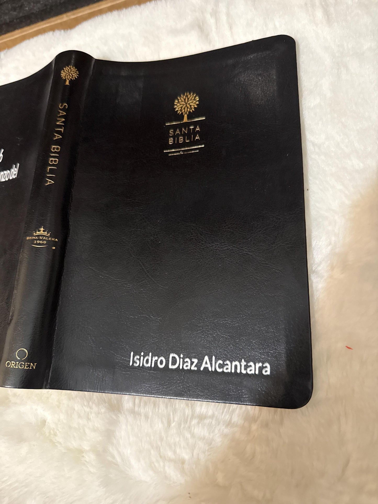 Personalized Biblia Reina Valera 1960 letra grande. Símil piel negro, índice, tamaño manual / Spanish Bible RVR 1960. Handy Size, Thumb Inde