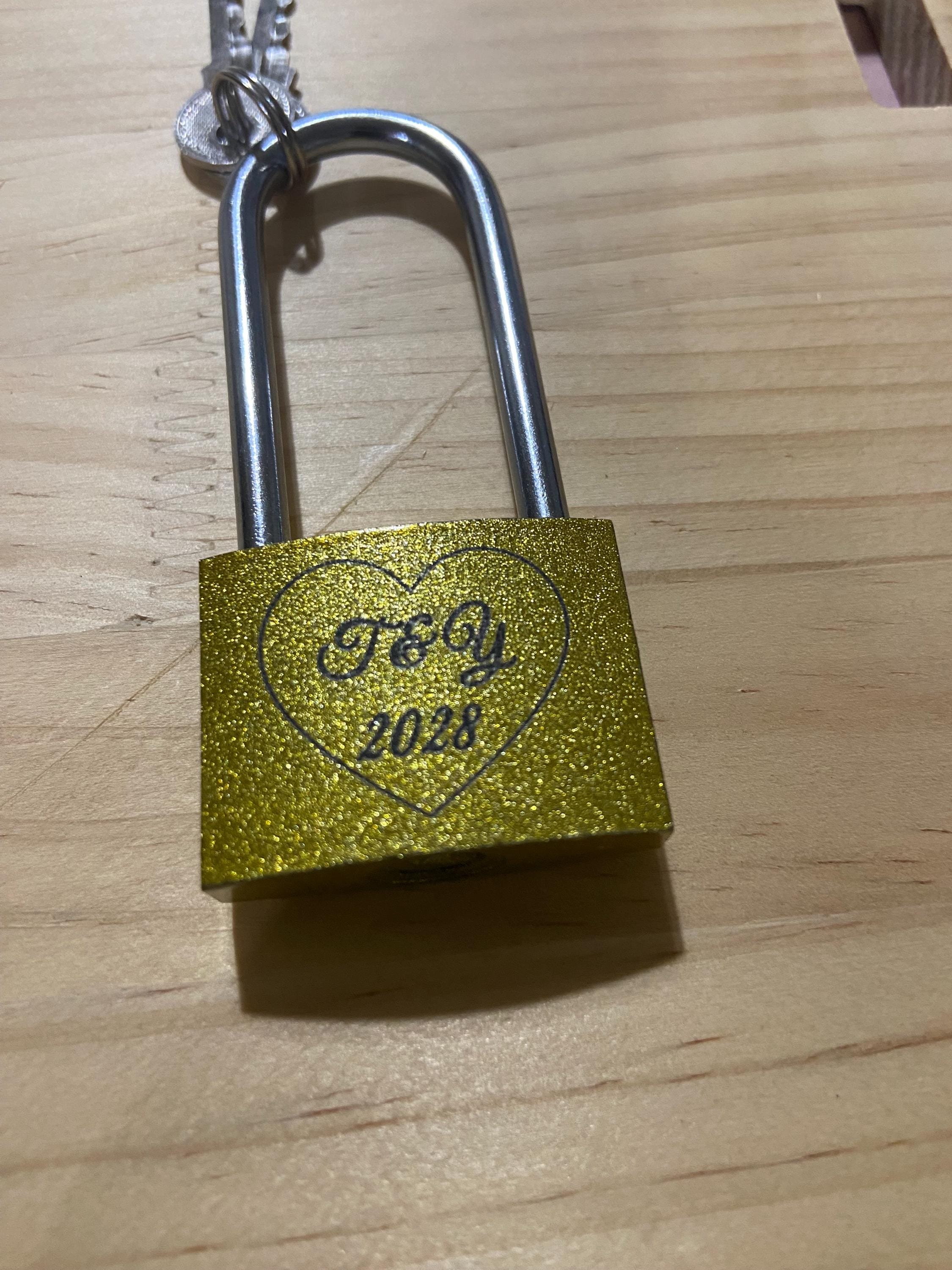 Candado Grabado Personalizado - Candado de Amor Personalizado con Grabado a Doble Cara