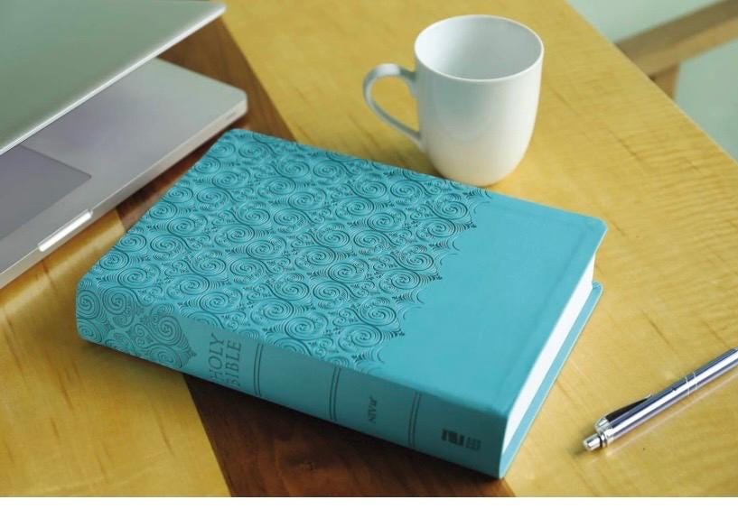 Personalizada con Nombre NVI, Biblia de Referencia de Letra Súper Gigante, Tapa Blanda Imitación Cuero, Verde Azulado, Letra Roja, Biblia Grabada, Personalizada, Regalo de Graduación