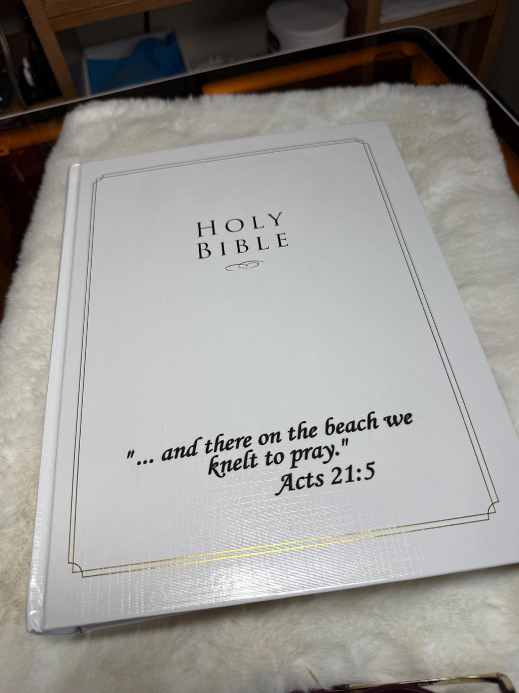 Biblia familiar NVI personalizada - Tapa dura grande, Letra roja