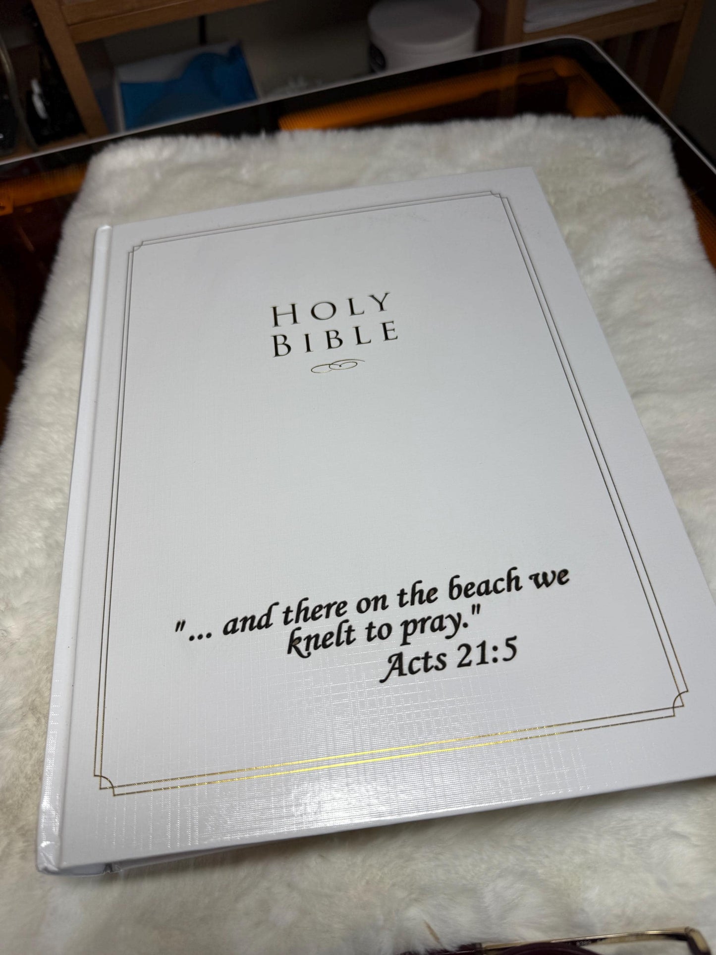 NIV Large Family Bible - Personalize it!