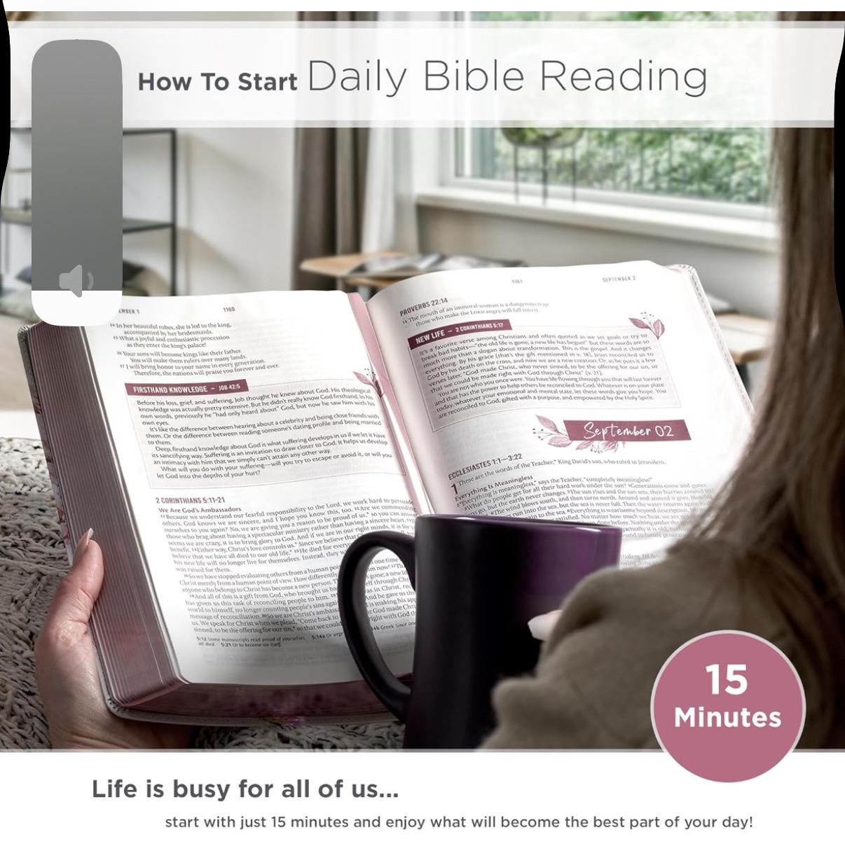 Biblia Sagrada NLT Personalizada, Diseño Floral, Biblia Devocional para Mujeres