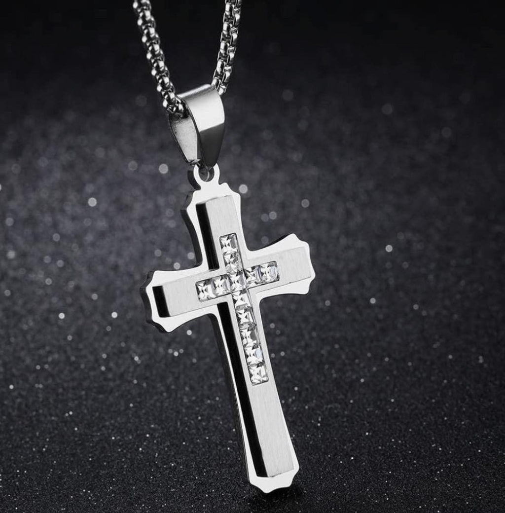 Collar personalizado con cruz para hombre