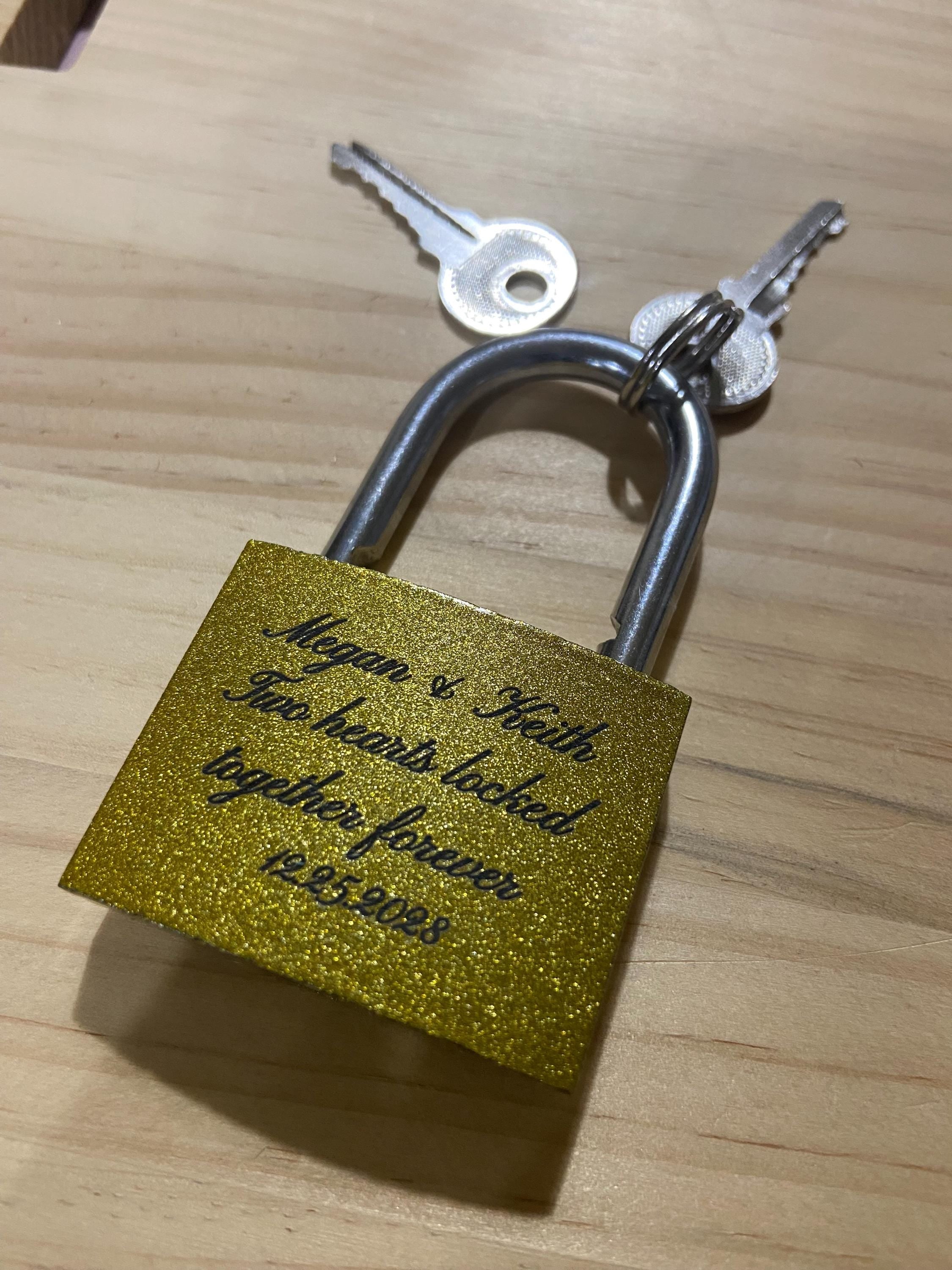 Candado Grabado Personalizado - Candado de Amor Personalizado con Grabado a Doble Cara