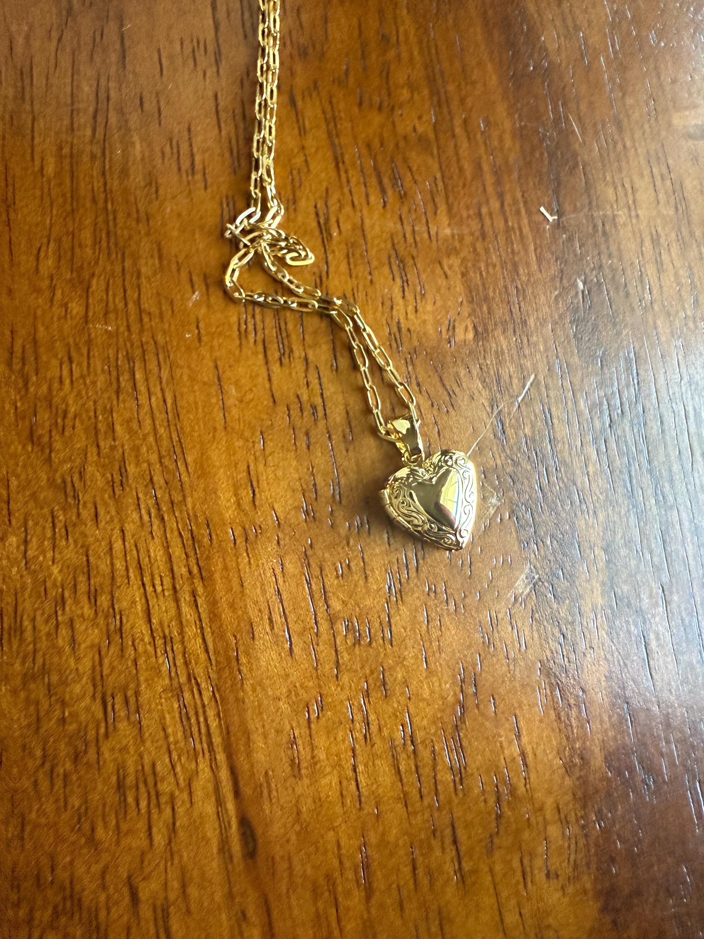 Personalized Tiny Heart Locket Necklace - 18K Gold Plated