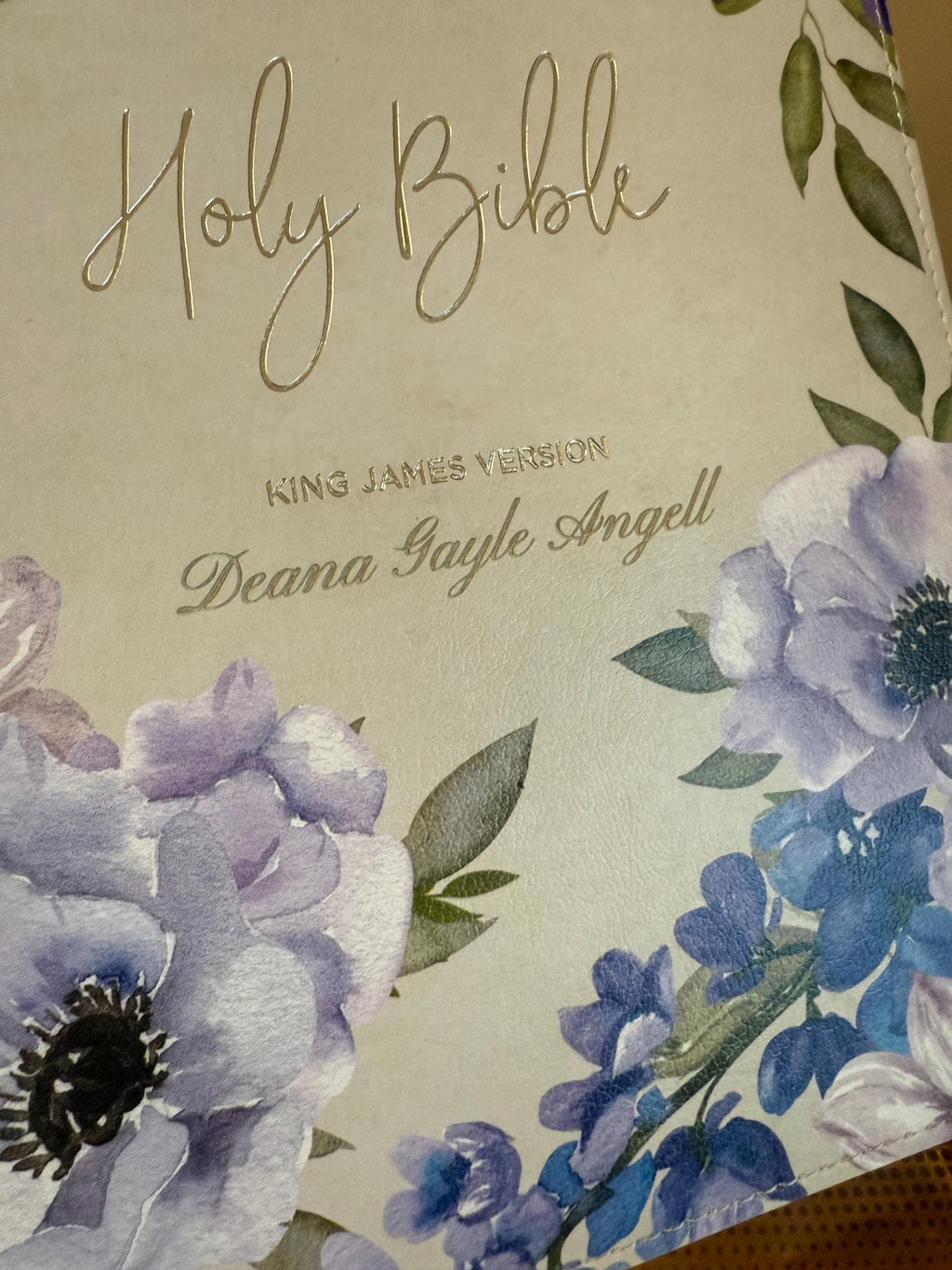 Personalized KJV Giant Print Bible - White Floral Vegan Leather