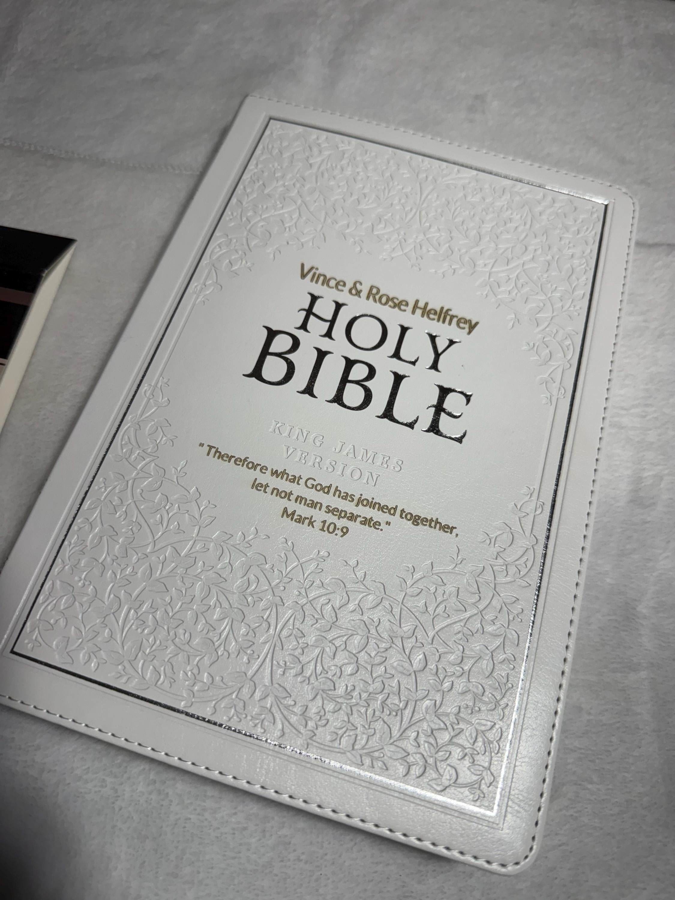 Biblia KJV personalizada de piel sintética blanca, con índice, edición con letras rojas