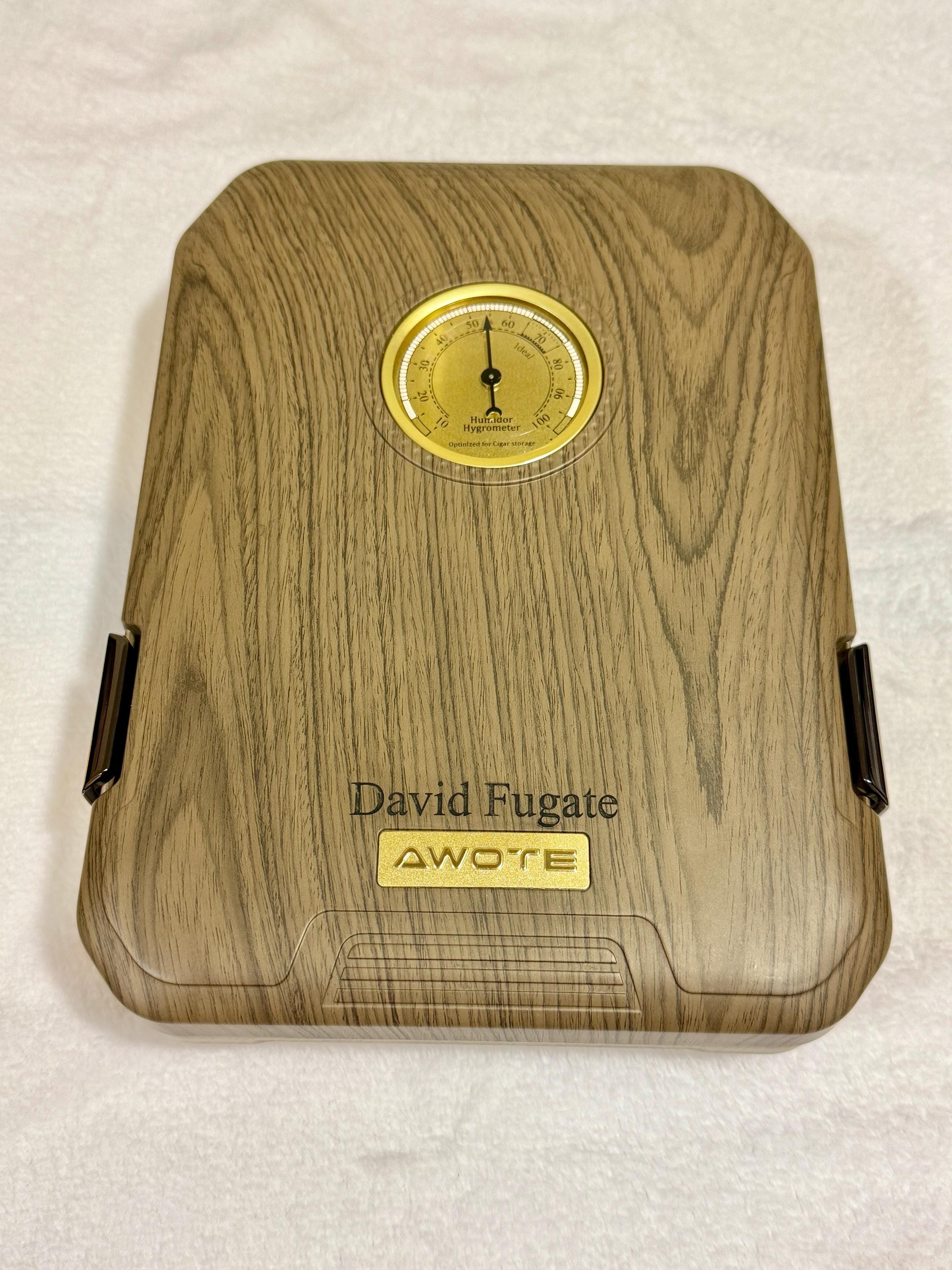 Personalized Travel Cigar Humidor Case - Cedar Lined, V Cut Cutter, Portable Humidor with Humidifier & Hygrometer, Holds 7-9 Cigars