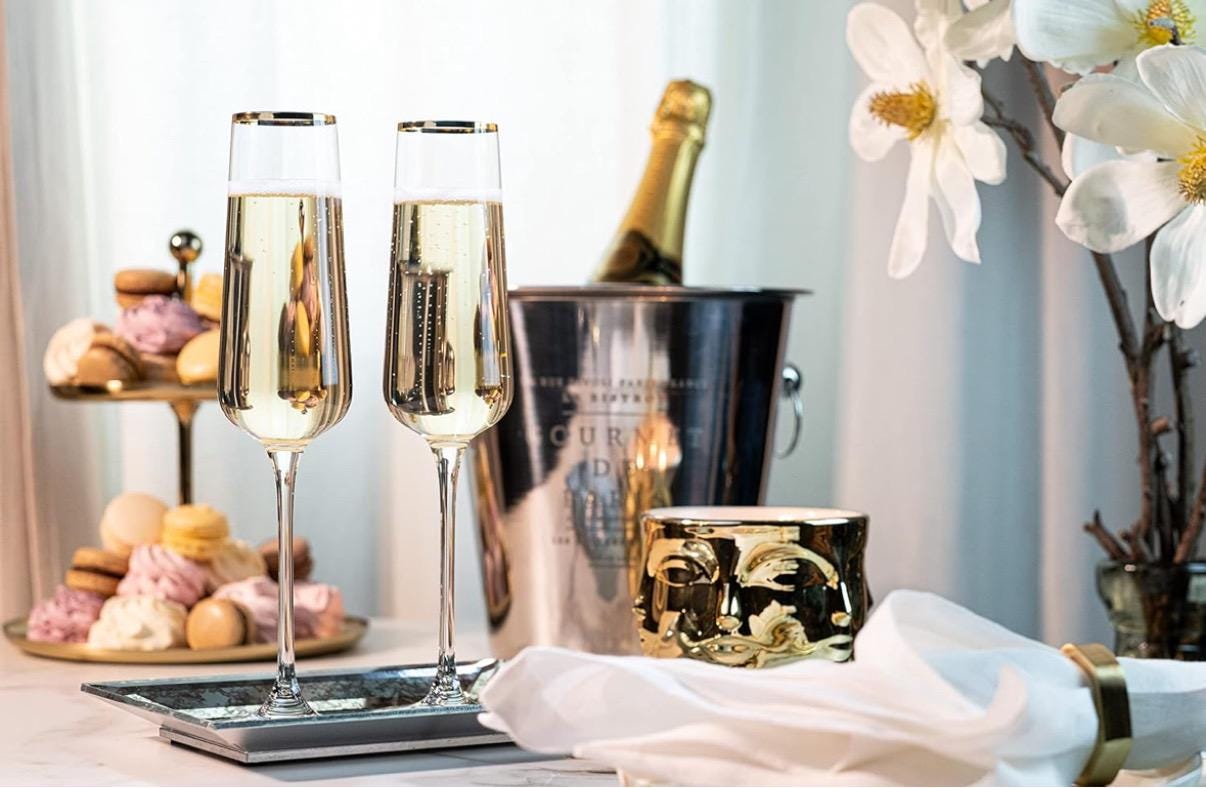 Wedding toasting flutes , Gold trim