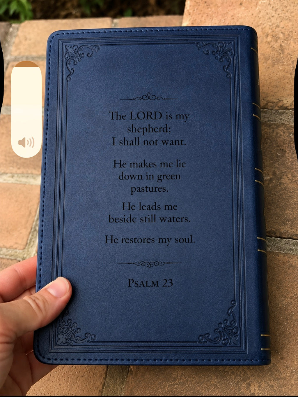 Santa Biblia Reina Valera, Edición de Letra Grande Estándar con Cubierta de Piel Sintética y Letras Rojas - Biblia Grabada para Regalo de Graduación, Biblia Personalizada, Regalo de Bautismo
