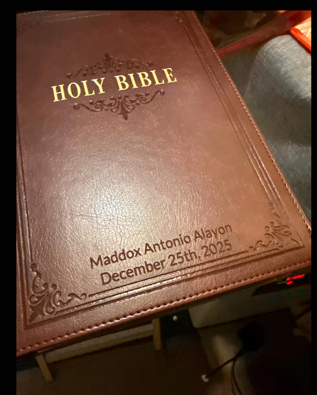 Biblia KJV King James de letra gigante personalizada - Tamaño personal - Luxleather marrón oscuro* Biblia de regalo - Nombre grabado con láser personalizado