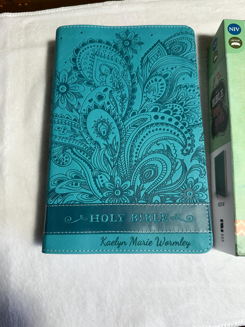 Personalized NIV Teen Girls Bible - Caribbean Blue, Ages 13-18