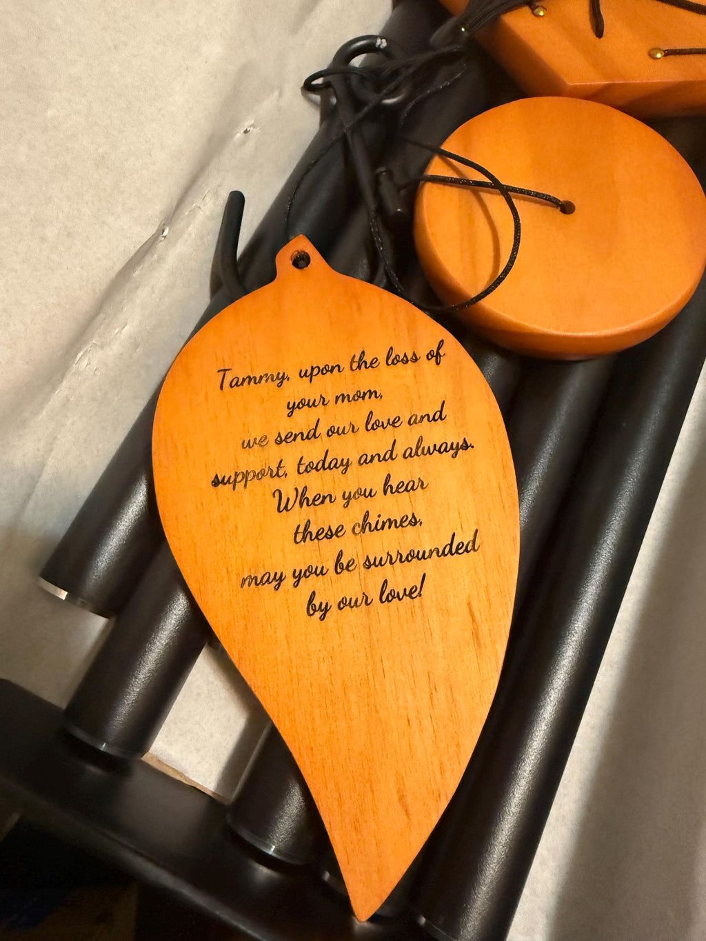 Regalos de condolencia/conmemorativos/pésame/duelo para el fallecimiento de mamá o papá, regalo de recuerdo para funeral, carillón de viento personalizado de 38 pulgadas