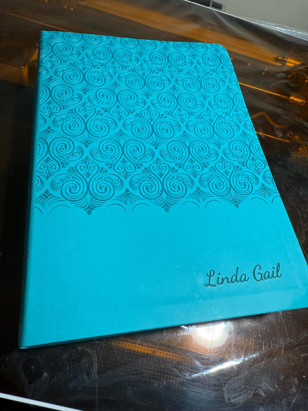 Personalizada con Nombre NVI, Biblia de Referencia de Letra Súper Gigante, Tapa Blanda Imitación Cuero, Verde Azulado, Letra Roja, Biblia Grabada, Personalizada, Regalo de Graduación
