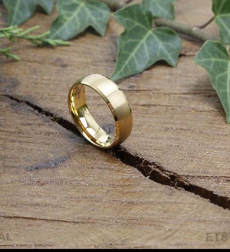 Anillo para Hombre de Acero Inoxidable Dorado Personalizado