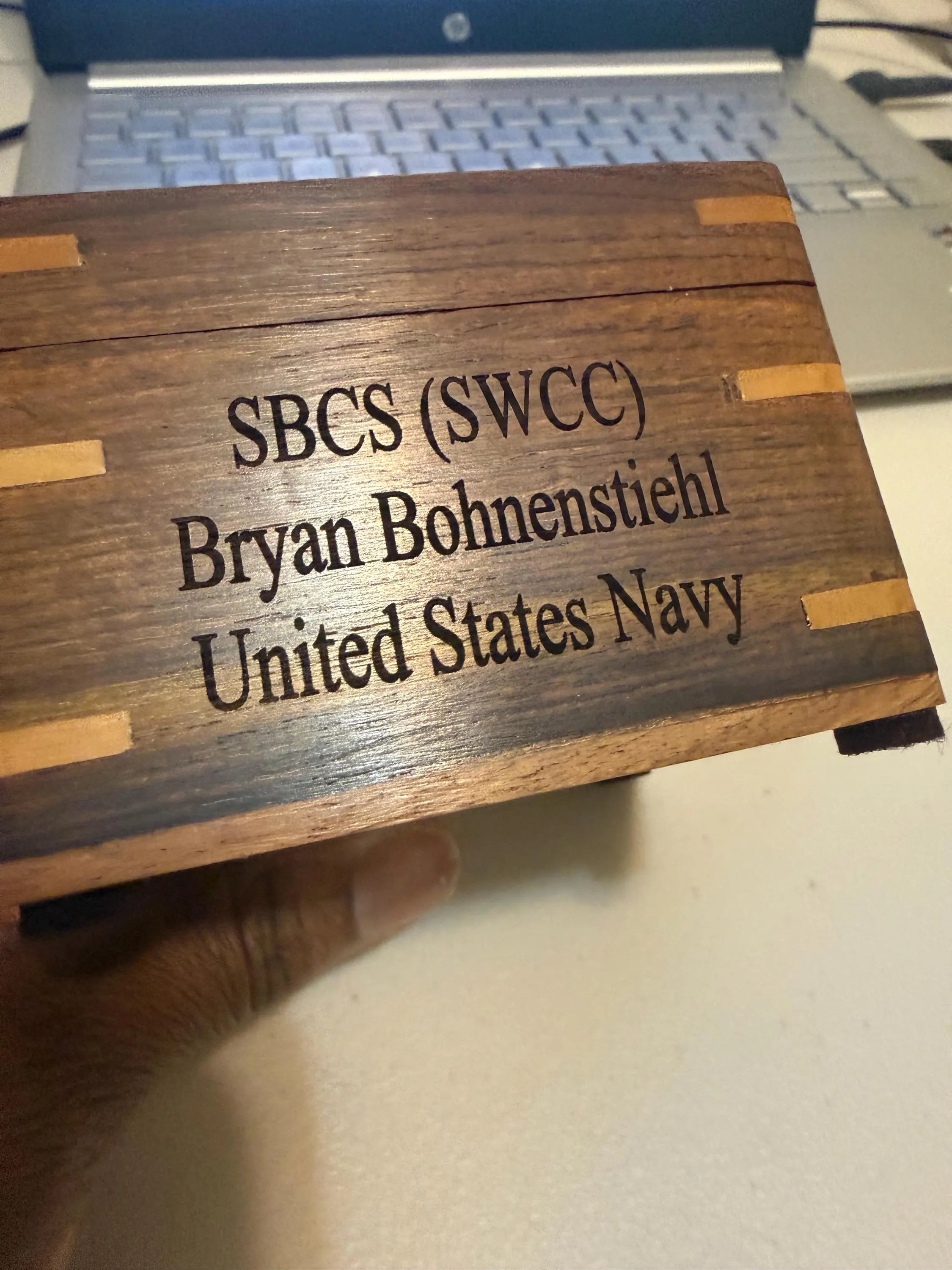 Personalized Engraved Antique Brass Desk Compass Keepsake in Wooden Box – Inspirational Personalized Compass Gift for Graduation, Baptism, Confirmation, Mentor, Leadership, Employee Appreciation